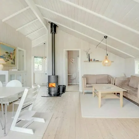 Bright House With Sea View And A Hot Tub On Als